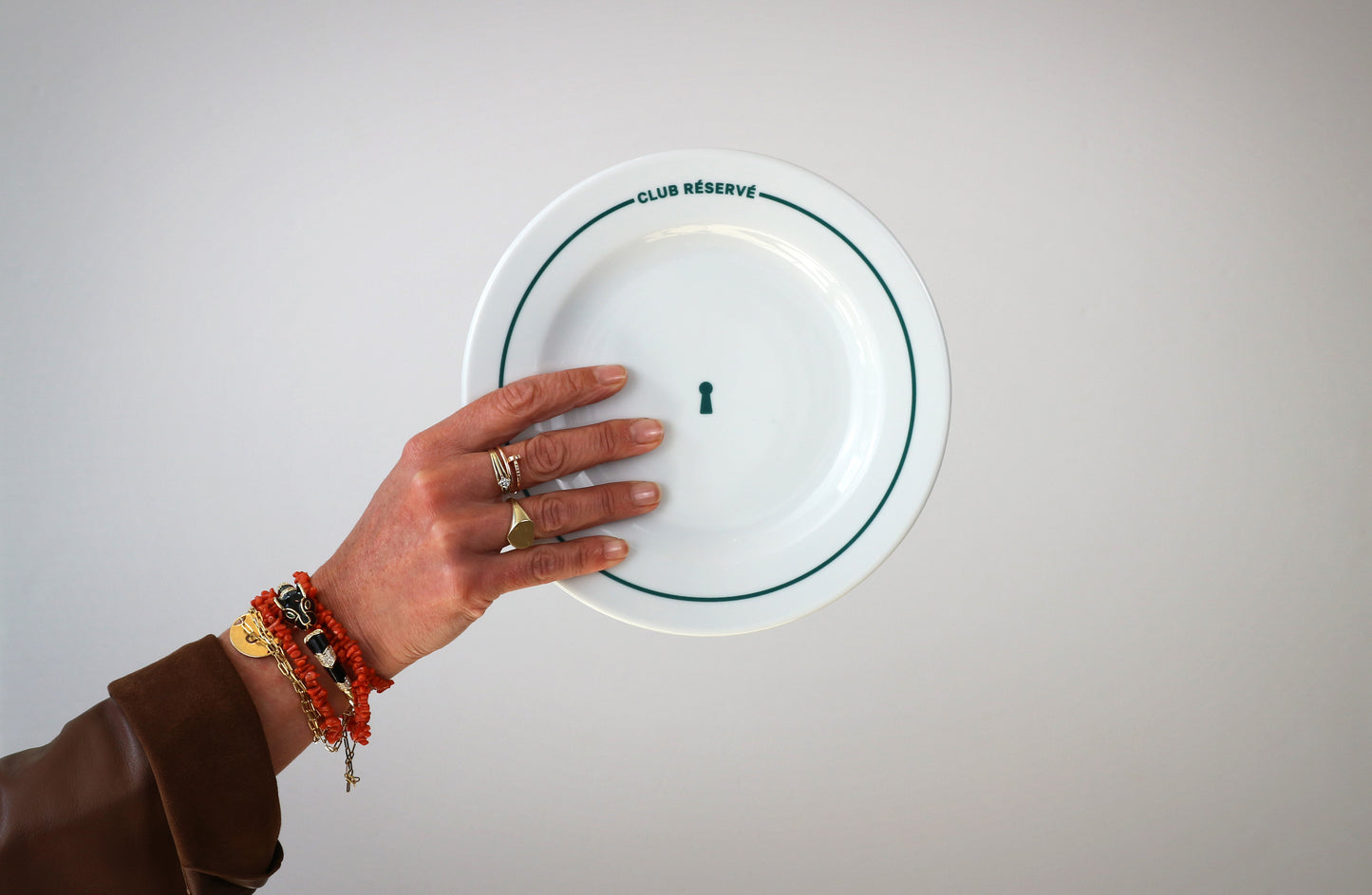 PORCELAIN LUNCH PLATE