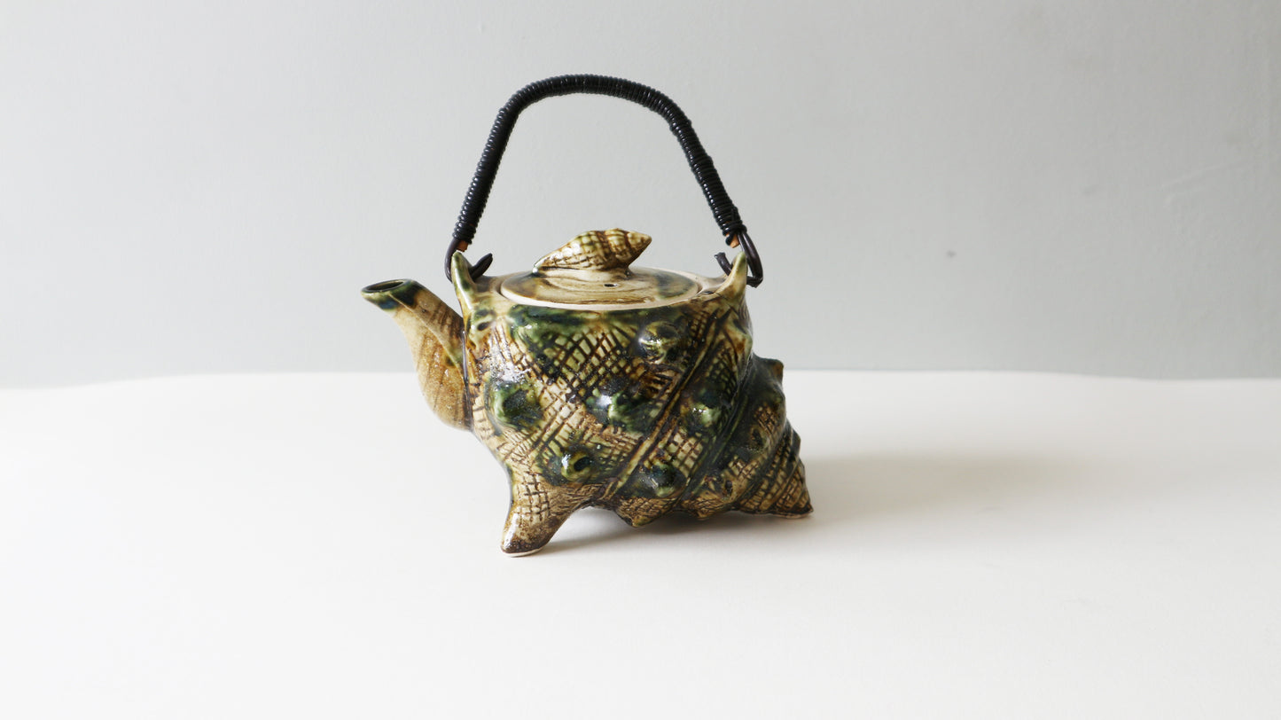 VINTAGE Japanese Ceramic Shell Tea Pot