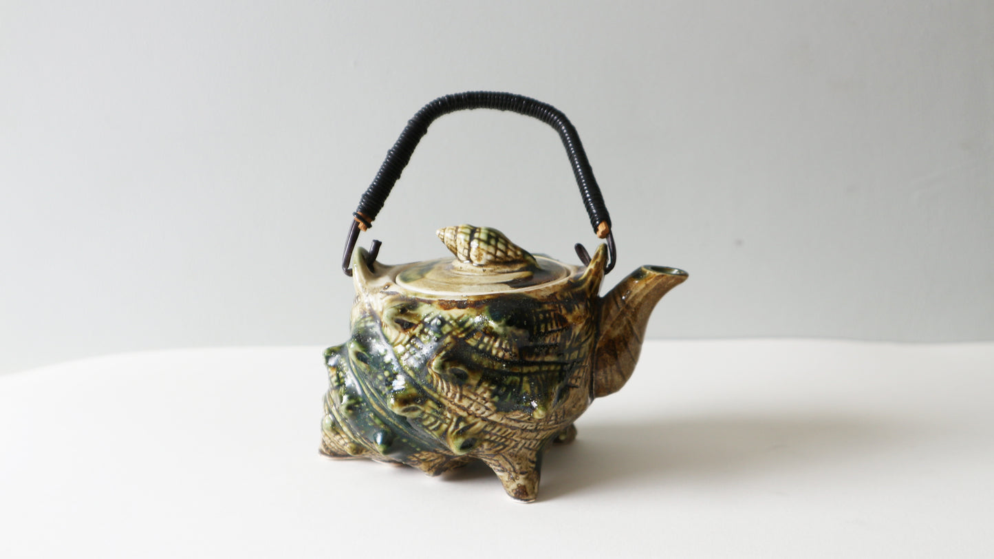 VINTAGE Japanese Ceramic Shell Tea Pot